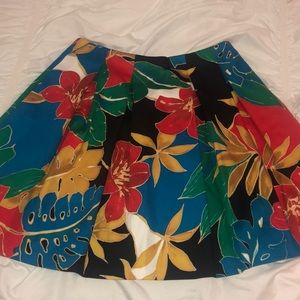 Alice + Olivia floral mini skirt size 2